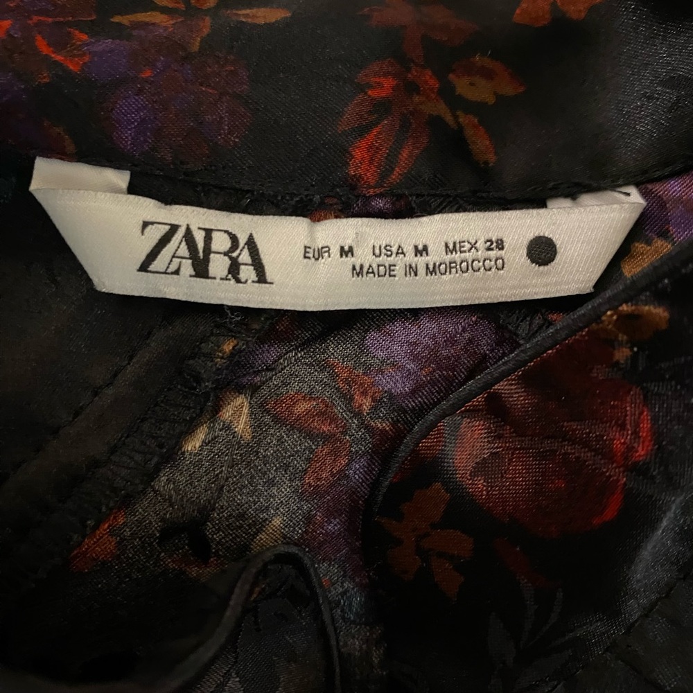 Zara Black Floral Satin Blouse - Picture 4 of 11